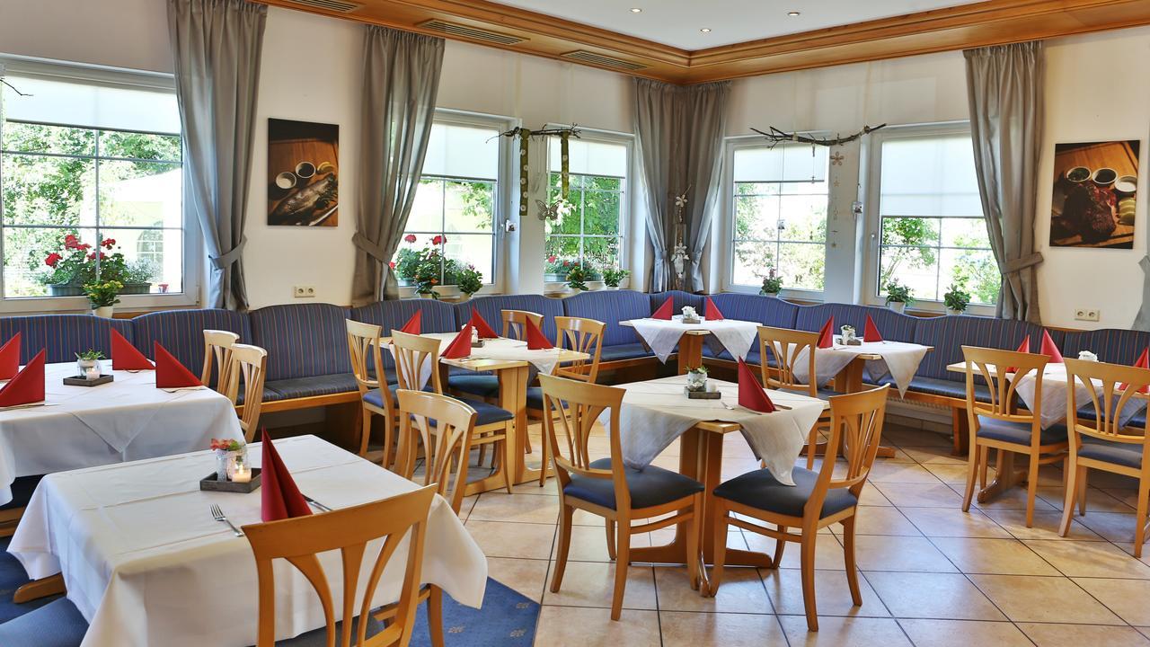 Hotel Alznauer Hof Gomaringen Eksteriør billede